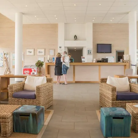 Pierre & Bleu Marine Aparthotel 3*