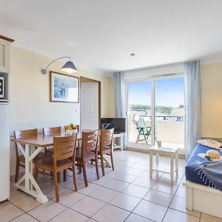 Pierre & Bleu Marine Aparthotel 3*