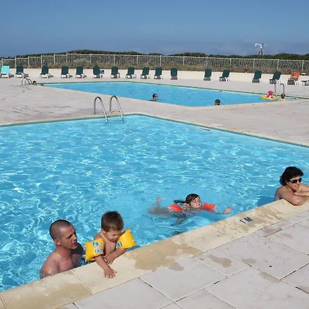 Pierre & Bleu Marine Aparthotel