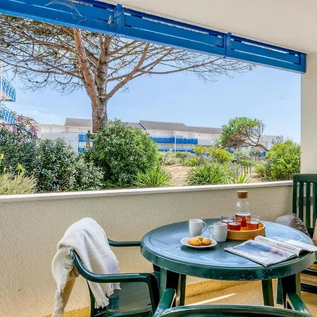 Pierre & Bleu Marine Aparthotel 3*