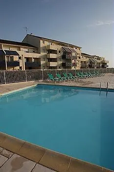 Pierre & Bleu Marine Aparthotel